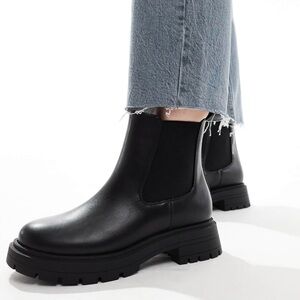 Black Wide Fit Women's Chelsea Boots